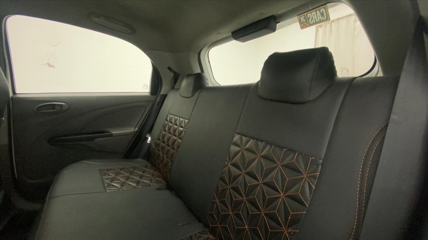 2011 Toyota Etios Liva G, Petrol, Manual, 79,645 km, Right Side Rear Door Cabin