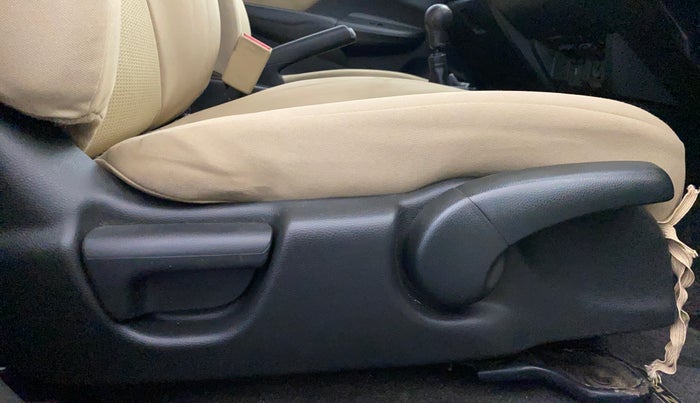 2017 Honda Jazz 1.2L I-VTEC V, Petrol, Manual, 42,783 km, Driver Side Adjustment Panel