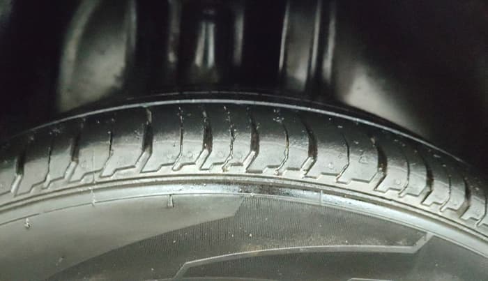 2021 Volkswagen Polo HIGHLINE PLUS 1.0, Petrol, Manual, 62,937 km, Right Rear Tyre Tread