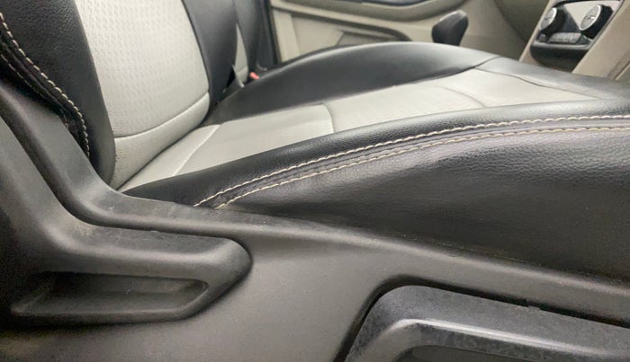 2022 Tata Tiago XZ PLUS CNG, CNG, Manual, 82,130 km, Driver Side Adjustment Panel