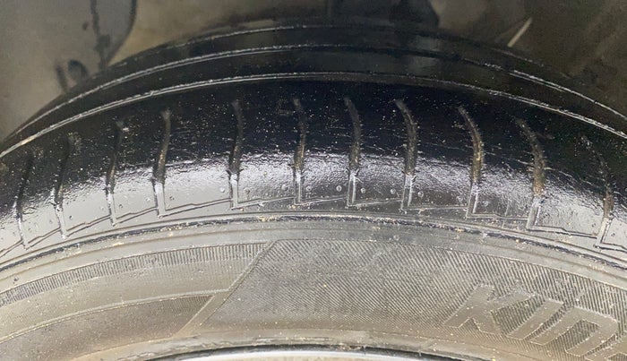 2020 Hyundai GRAND I10 NIOS SPORTZ 1.2 KAPPA VTVT, Petrol, Manual, 65,549 km, Left Front Tyre Tread