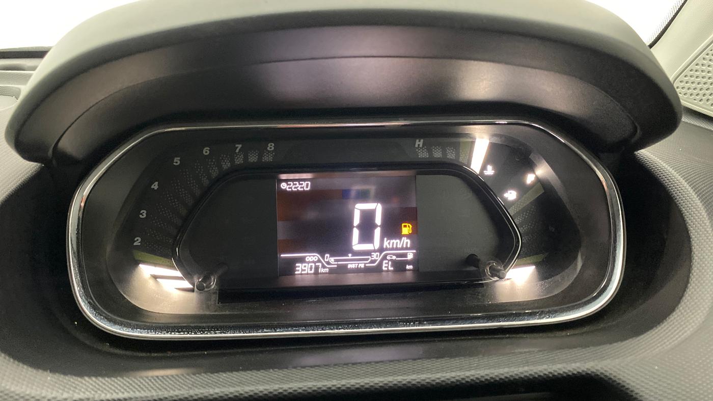 2022 Tata TIAGO NRG XT MT, Petrol, Manual, 3,954 km, Odometer Image