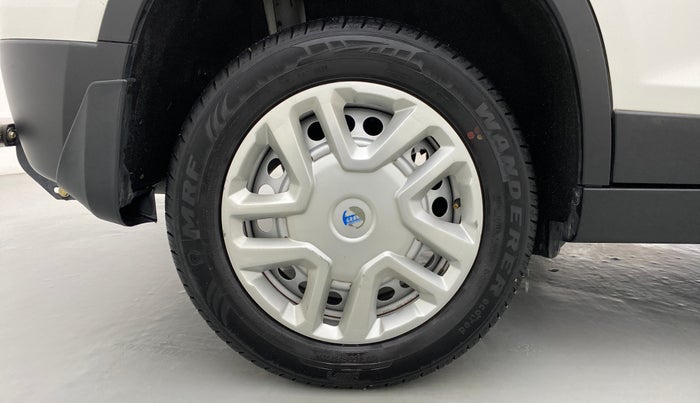 2020 Maruti Vitara Brezza LXI, Petrol, Manual, 25,776 km, Right Rear Wheel