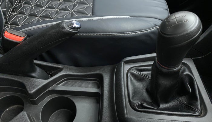2020 Maruti Vitara Brezza LXI, Petrol, Manual, 25,776 km, Gear Lever