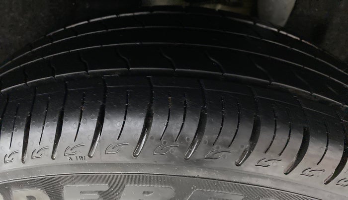 2020 Maruti Vitara Brezza LXI, Petrol, Manual, 25,776 km, Left Rear Tyre Tread