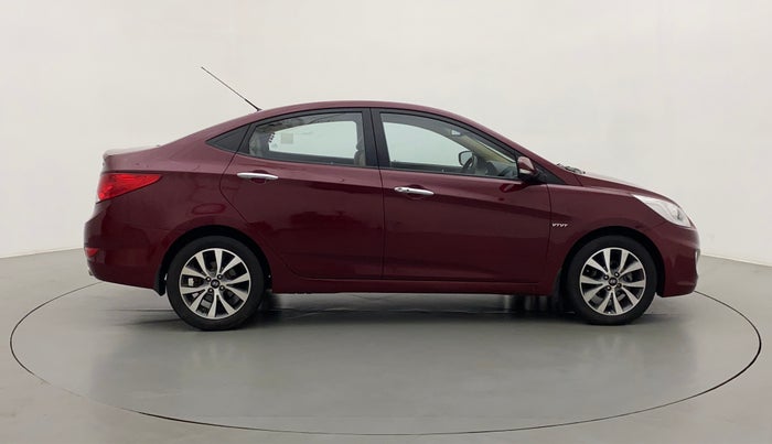 2014 Hyundai Verna FLUIDIC 1.6 VTVT SX, Petrol, Manual, 82,289 km, Right Side