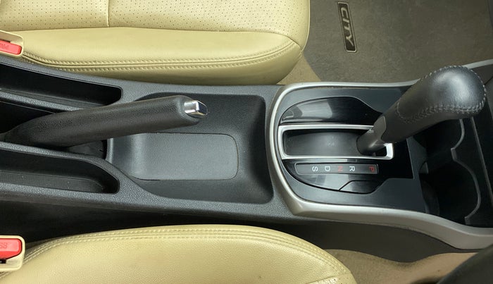 2018 Honda City VX CVT PETROL, Petrol, Automatic, 95,915 km, Gear Lever