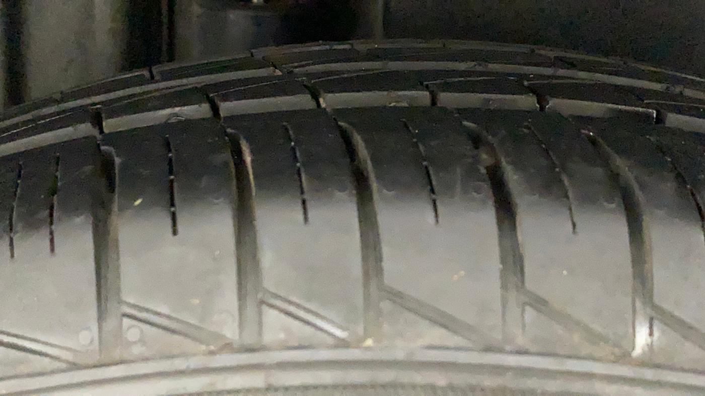 2012 Maruti Swift Dzire VXI, Petrol, Manual, 51,629 km, Right Rear Tyre Tread