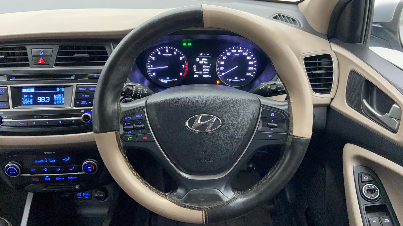 2014 Hyundai Elite i20 ASTA 1.2, Petrol, Manual, 49,880 km, Steering Wheel Close-up