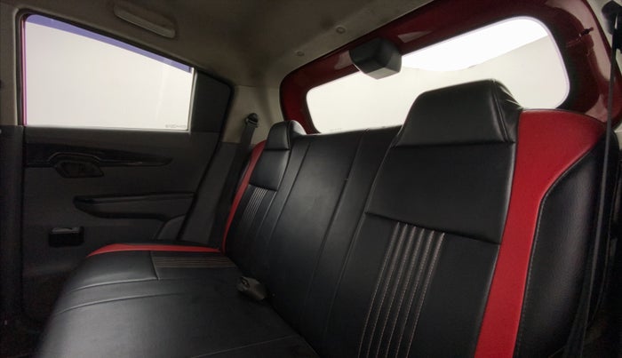 2017 Mahindra KUV 100 NXT K2 D 6S, Diesel, Manual, 66,520 km, Right Side Rear Door Cabin