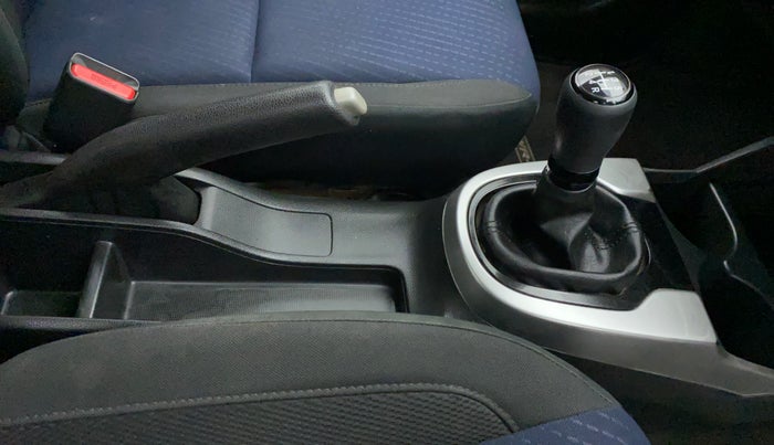 2019 Honda WR-V 1.2L I-VTEC S MT, Petrol, Manual, 27,488 km, Gear Lever