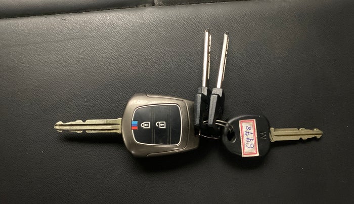 2015 Hyundai Grand i10 MAGNA 1.1 CRDI, Diesel, Manual, 62,288 km, Key Close Up