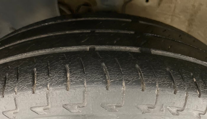 2020 Maruti IGNIS ZETA 1.2, Petrol, Manual, 56,218 km, Left Front Tyre Tread