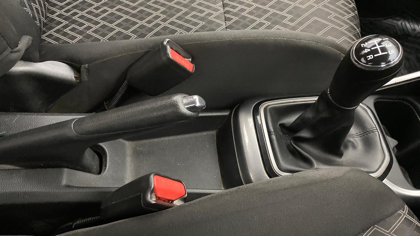 2020 Maruti IGNIS ZETA 1.2, Petrol, Manual, 56,218 km, Gear Lever