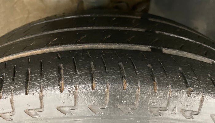 2020 Maruti IGNIS ZETA 1.2, Petrol, Manual, 56,218 km, Right Front Tyre Tread