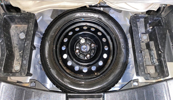 2017 Maruti Wagon R 1.0 VXI, Petrol, Manual, 30,144 km, Spare Tyre