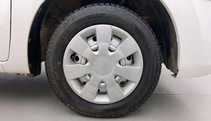 2017 Maruti Wagon R 1.0 LXI CNG, CNG, Manual, 33,265 km, Right Front Wheel