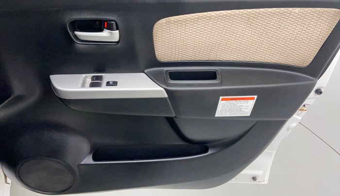 2017 Maruti Wagon R 1.0 LXI CNG, CNG, Manual, 33,265 km, Driver Side Door Panels Control