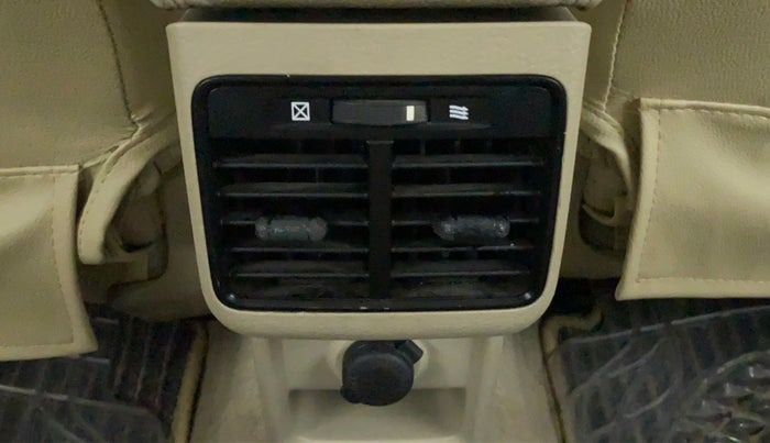 2016 Maruti Ciaz VXI, Petrol, Manual, 75,618 km, Rear Ac