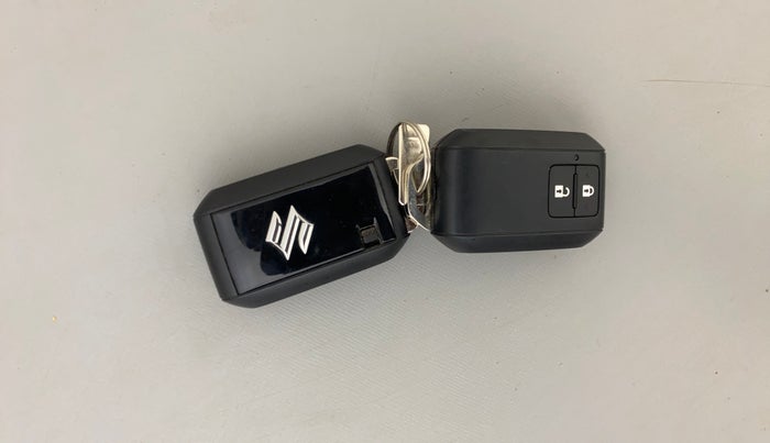 2022 Maruti Baleno ZETA PETROL 1.2, Petrol, Manual, 24,109 km, Key Close Up