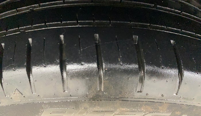 2022 Maruti Baleno ZETA PETROL 1.2, Petrol, Manual, 24,109 km, Right Rear Tyre Tread