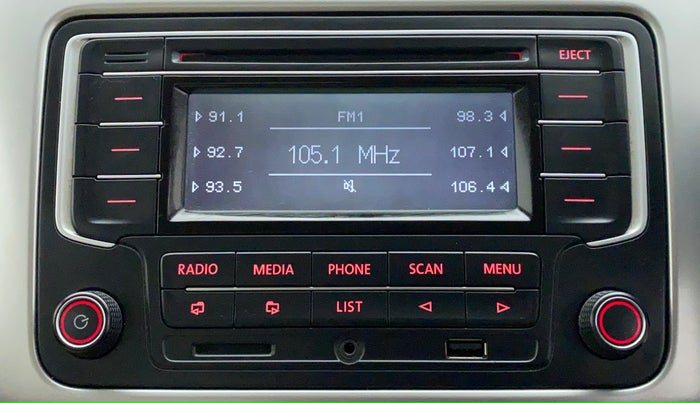 2015 Volkswagen Vento HIGHLINE 1.2 TSI AT, Petrol, Automatic, 29,664 km, Infotainment System