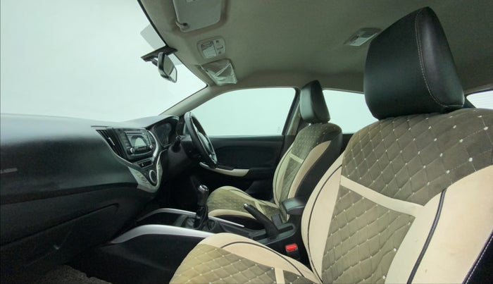 2017 Maruti Baleno ZETA PETROL 1.2, CNG, Manual, 1,02,569 km, Right Side Front Door Cabin