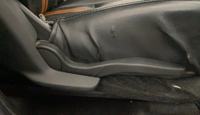 2021 Maruti Swift VXI AMT, Petrol, Automatic, 22,962 km, Driver Side Adjustment Panel