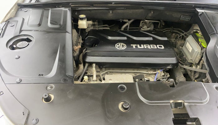 2021 MG HECTOR SHARP 1.5 CVT PETROL DUAL TONE, Petrol, Automatic, 55,274 km, Engine View - Right