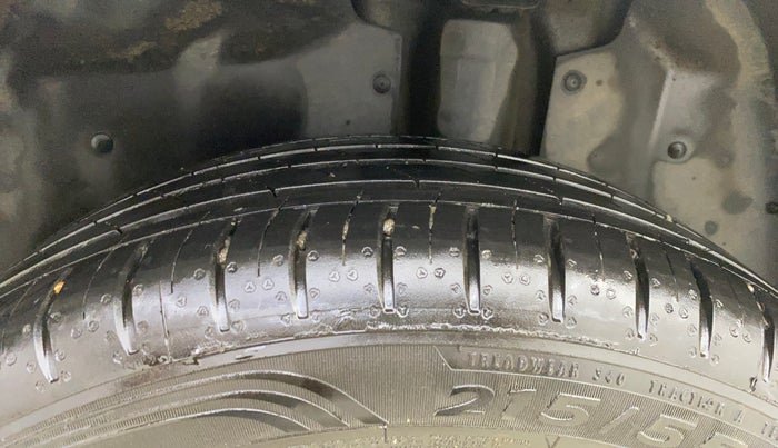 2021 MG HECTOR SHARP 1.5 CVT PETROL DUAL TONE, Petrol, Automatic, 55,274 km, Left Rear Tyre Tread