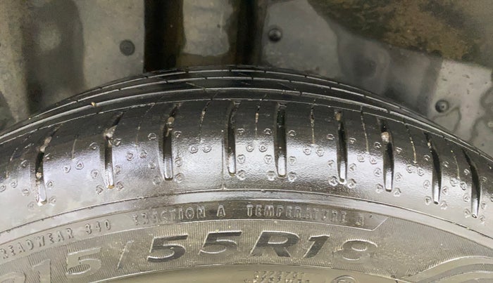 2021 MG HECTOR SHARP 1.5 CVT PETROL DUAL TONE, Petrol, Automatic, 55,274 km, Right Rear Tyre Tread