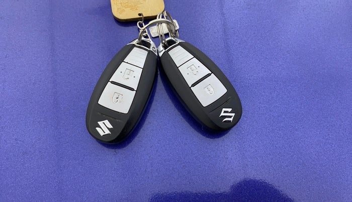 2016 Maruti Baleno ZETA CVT PETROL 1.2, Petrol, Automatic, 79,933 km, Key Close Up