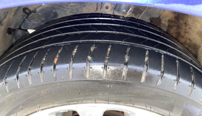 2016 Maruti Baleno ZETA CVT PETROL 1.2, Petrol, Automatic, 79,933 km, Left Front Tyre Tread