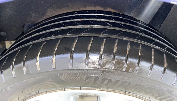 2016 Maruti Baleno ZETA CVT PETROL 1.2, Petrol, Automatic, 79,933 km, Left Rear Tyre Tread