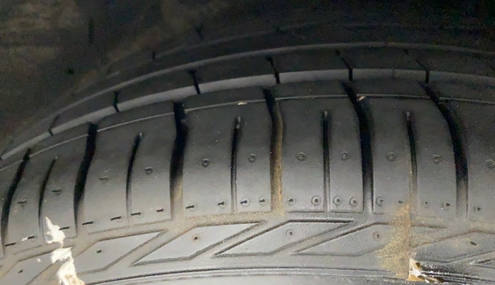 2012 Honda Accord 2.4L I-VTEC AT, Petrol, Automatic, 50,830 km, Left Rear Tyre Tread