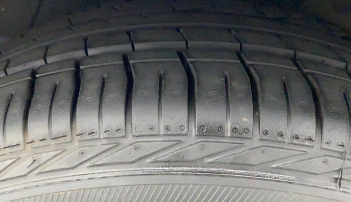 2012 Honda Accord 2.4L I-VTEC AT, Petrol, Automatic, 50,830 km, Left Front Tyre Tread