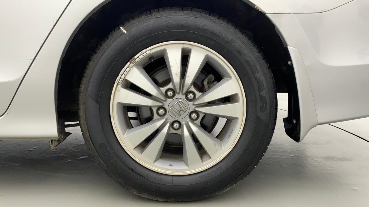 2012 Honda Accord 2.4L I-VTEC AT, Petrol, Automatic, 50,830 km, Left Rear Wheel