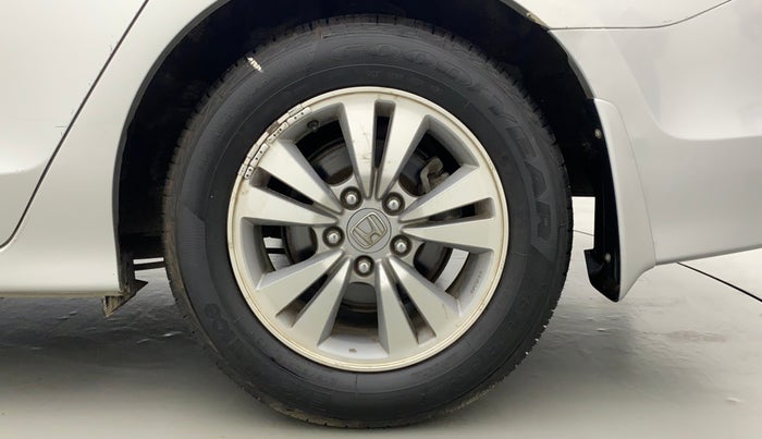 2012 Honda Accord 2.4L I-VTEC AT, Petrol, Automatic, 50,830 km, Left Rear Wheel