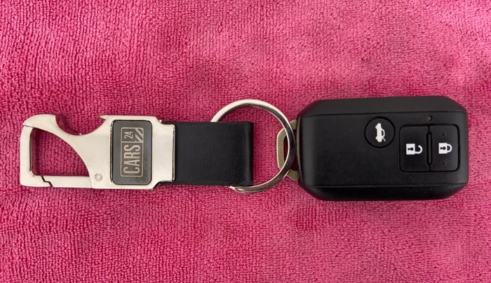 2019 Maruti Dzire ZDI, Diesel, Manual, 34,515 km, Key Close-up