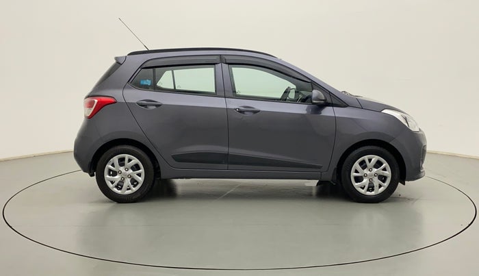 2018 Hyundai Grand i10 SPORTZ 1.2 KAPPA VTVT, Petrol, Manual, 40,814 km, Right Side View