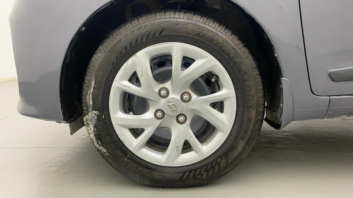 2018 Hyundai Grand i10 SPORTZ 1.2 KAPPA VTVT, Petrol, Manual, 40,814 km, Left Front Wheel