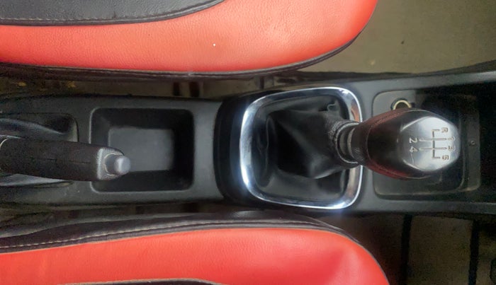 2017 Renault Kwid RXL, Petrol, Manual, 59,009 km, Gear Lever