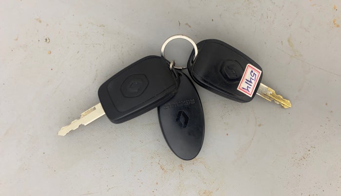 2017 Renault Kwid RXL, Petrol, Manual, 59,009 km, Key Close Up