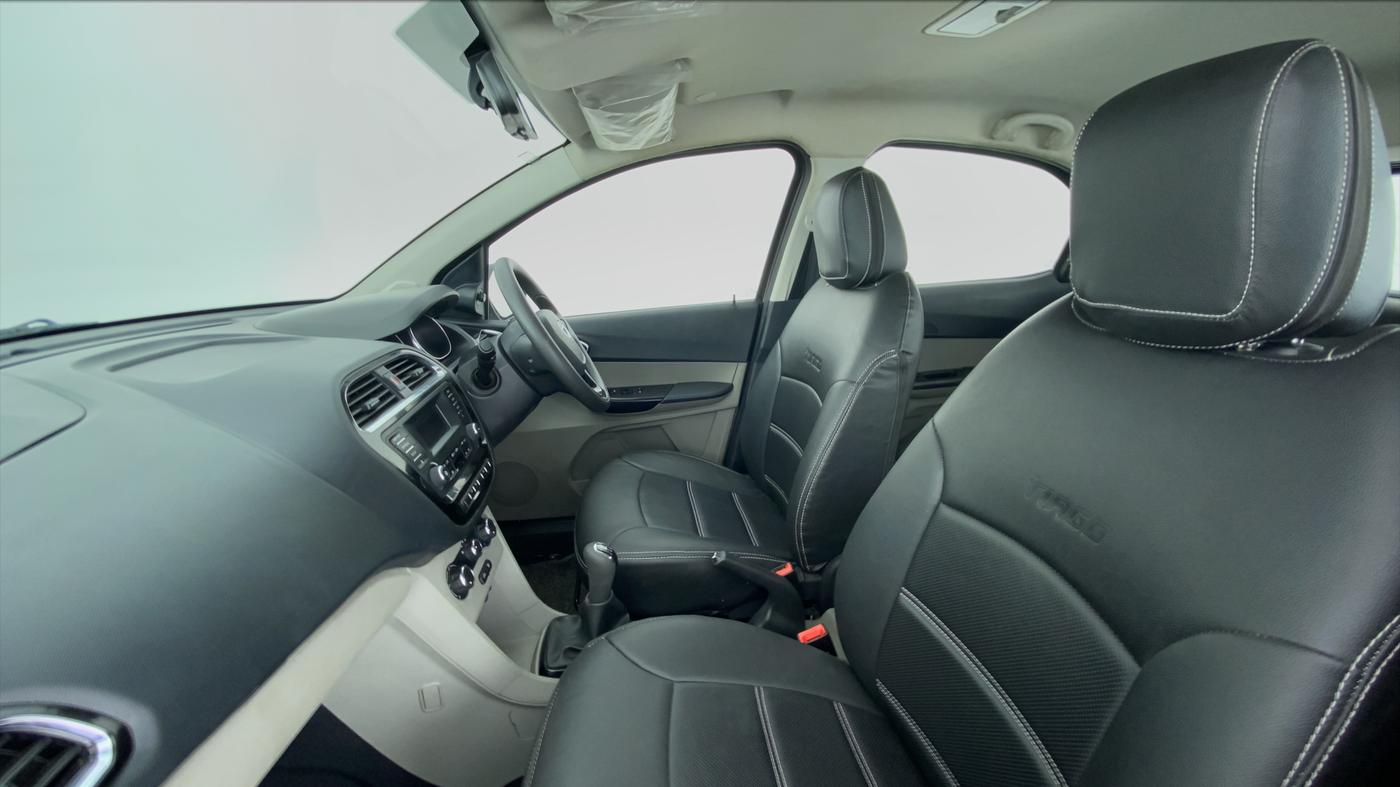 2019 Tata Tiago XZ 1.2 REVOTRON, Petrol, Manual, 19,450 km, Right Side Front Door Cabin
