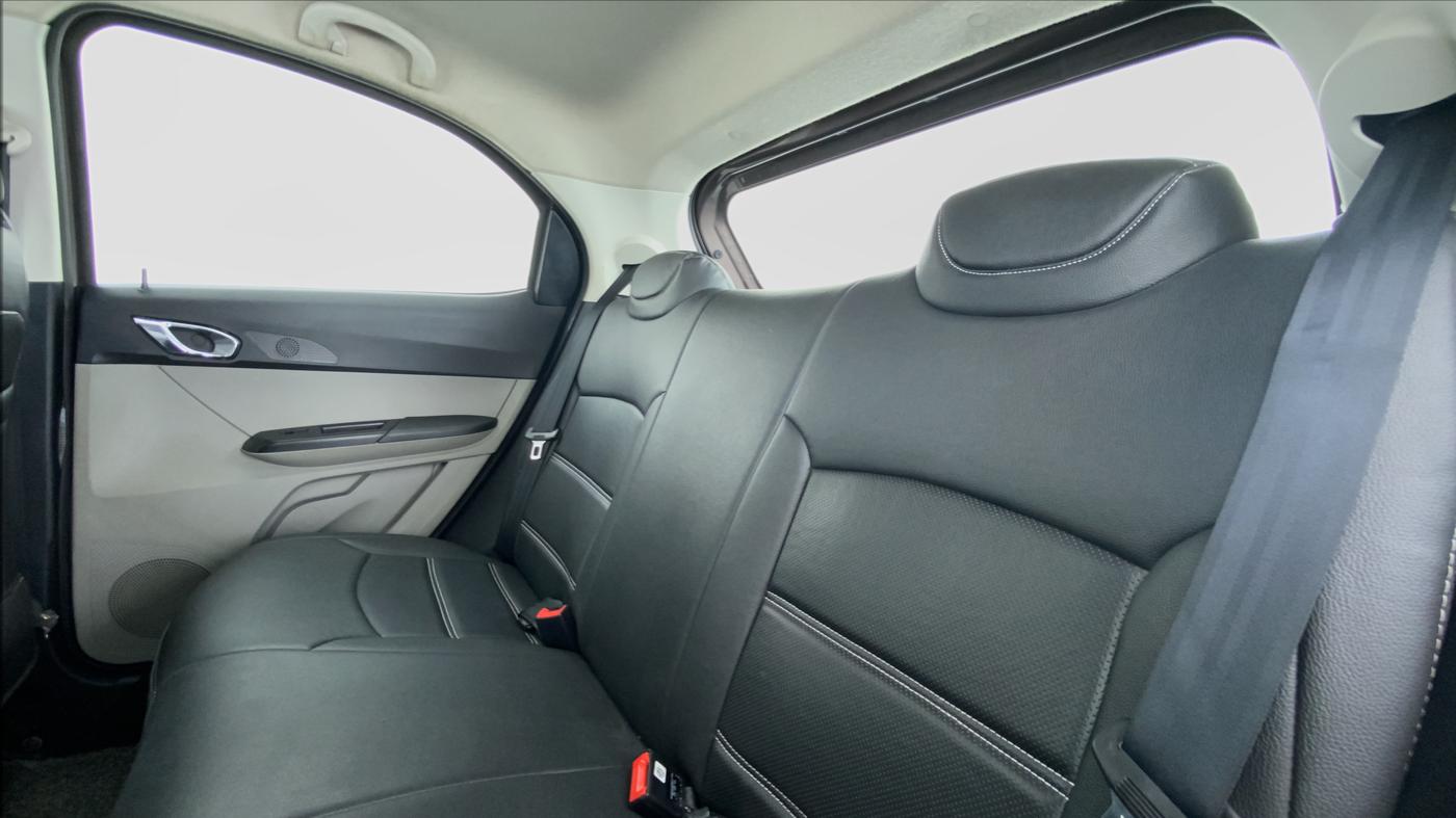 2019 Tata Tiago XZ 1.2 REVOTRON, Petrol, Manual, 19,450 km, Right Side Rear Door Cabin