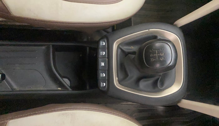 2019 Hyundai NEW SANTRO SPORTZ CNG, CNG, Manual, 51,869 km, Gear Lever