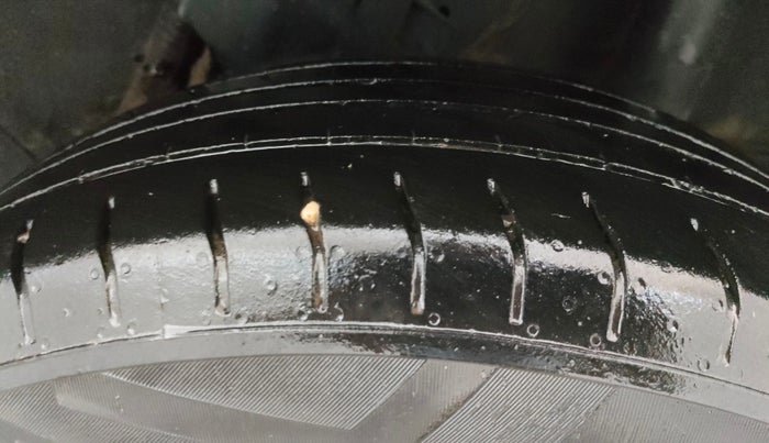 2023 Hyundai VENUE SX 1.2 KNIGHT EDITION, Petrol, Manual, 58,132 km, Left Rear Tyre Tread