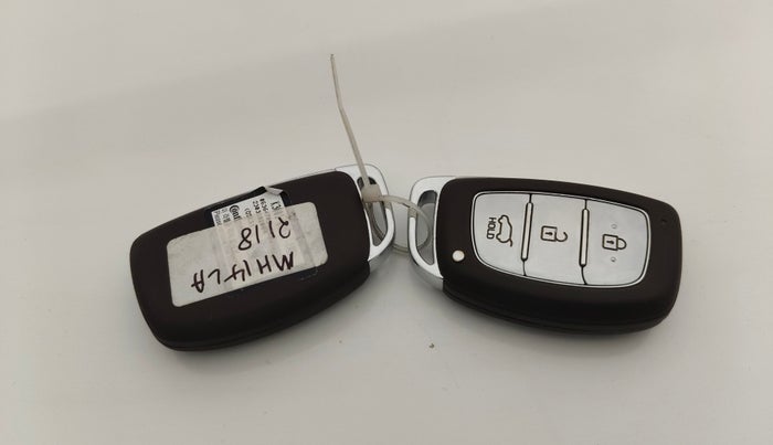 2023 Hyundai VENUE SX 1.2 KNIGHT EDITION, Petrol, Manual, 58,132 km, Key Close Up