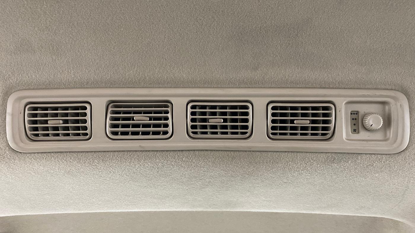 2016 Maruti Ertiga VXI, Petrol, Manual, 99,396 km, Rear AC Vents