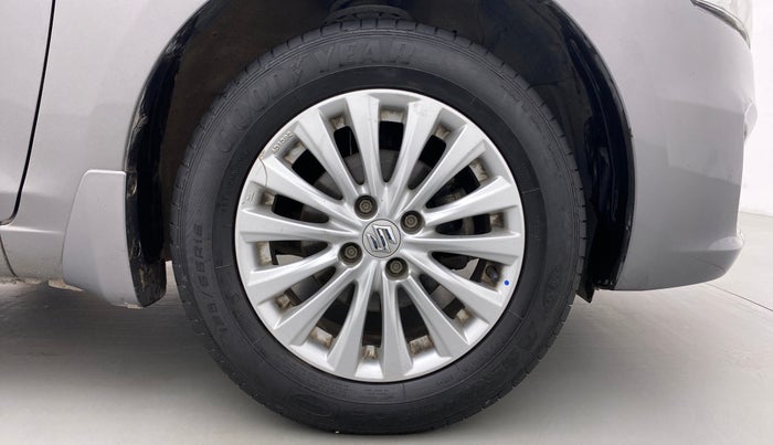 2017 Maruti Ciaz DELTA 1.4 VVT AT, Petrol, Automatic, 36,981 km, Right Front Wheel